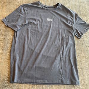 GREY GRAPHIC TEE